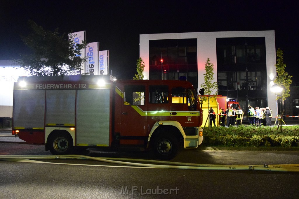 Grossbrand Halle Troisdorf Kriegsdorf Junkersring P633.JPG - Miklos Laubert